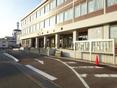 益田市役所