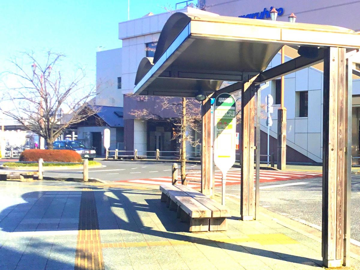 バス停外観