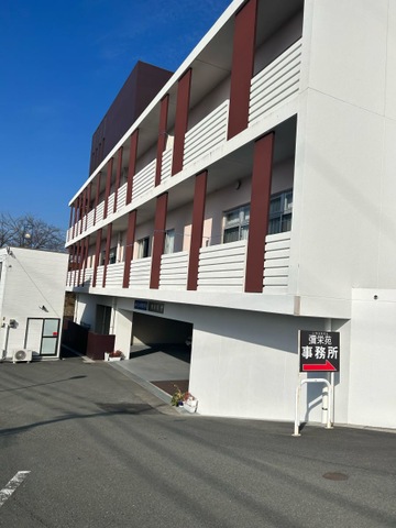 ユニット型特別養護老人ホーム彌栄苑