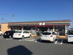 セブンイレブン 東員町穴太店