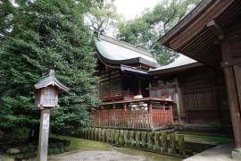 都萬神社