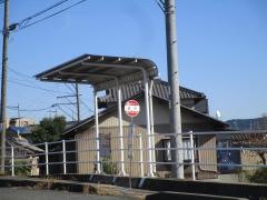 「出川」バス停留所