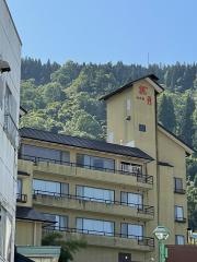 松泉閣花月