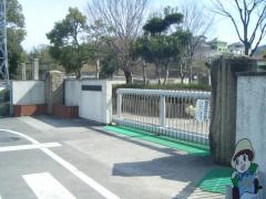 里庄西小学校
