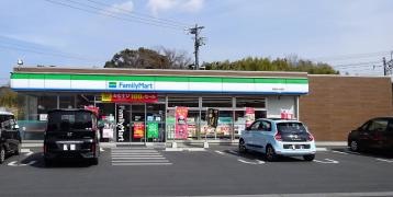ファミリーマート　新居中之郷店