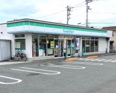 ファミリーマート　南吉田店