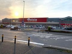 ベイシアスーパーセンター富里店