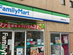 ファミリーマート　横須賀衣笠店