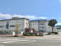 韮崎市立韮崎東中学校