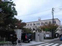 花園小学校