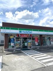 ファミリーマート　明石八木店