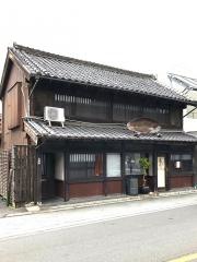 えぷろん亭