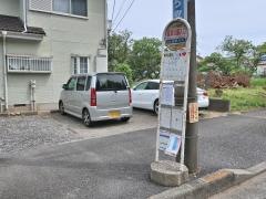 「萱場公園入口」バス停留所