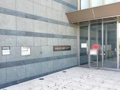 山鹿市立こもれび図書館