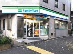 ファミリーマート　上大崎店