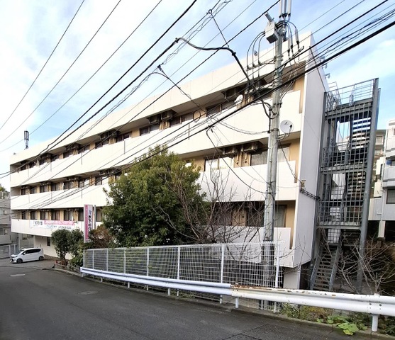 ライフコミューン生田