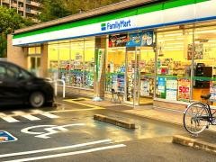 ファミリーマート　和泉室堂北店