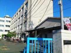 西大冠小学校