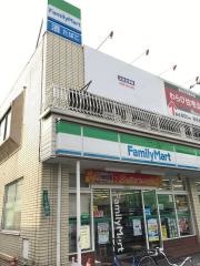 ファミリーマート　西海川口店