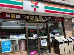 セブンイレブン　八幡三ケ森店