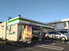 ファミリーマート　海老名下今泉店