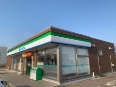 ファミリーマート　射水鷲塚店
