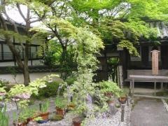 十輪寺（なりひら寺）