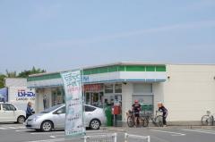 ファミリーマート 河南白木店