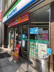 ファミリーマート　西天満六丁目店