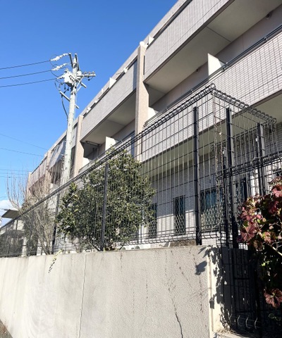 シニアホーム梅里