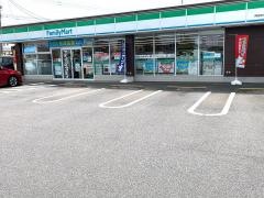 ファミリーマート　阿見中央四丁目店