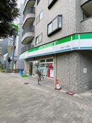 ファミリーマート　大島八丁目店