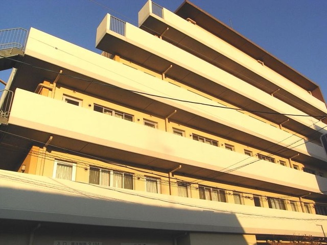 ケアハウス鶴見緑地