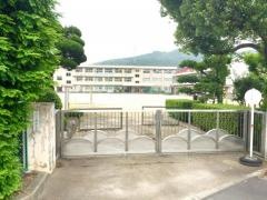 角山小学校