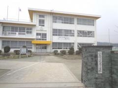 忠見小学校