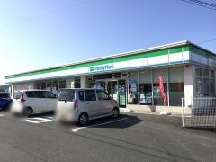 ファミリーマート　里庄里見店