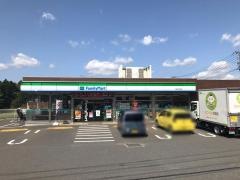 ファミリーマート　千葉平川町店