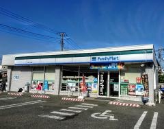 ファミリーマート　大船二丁目店