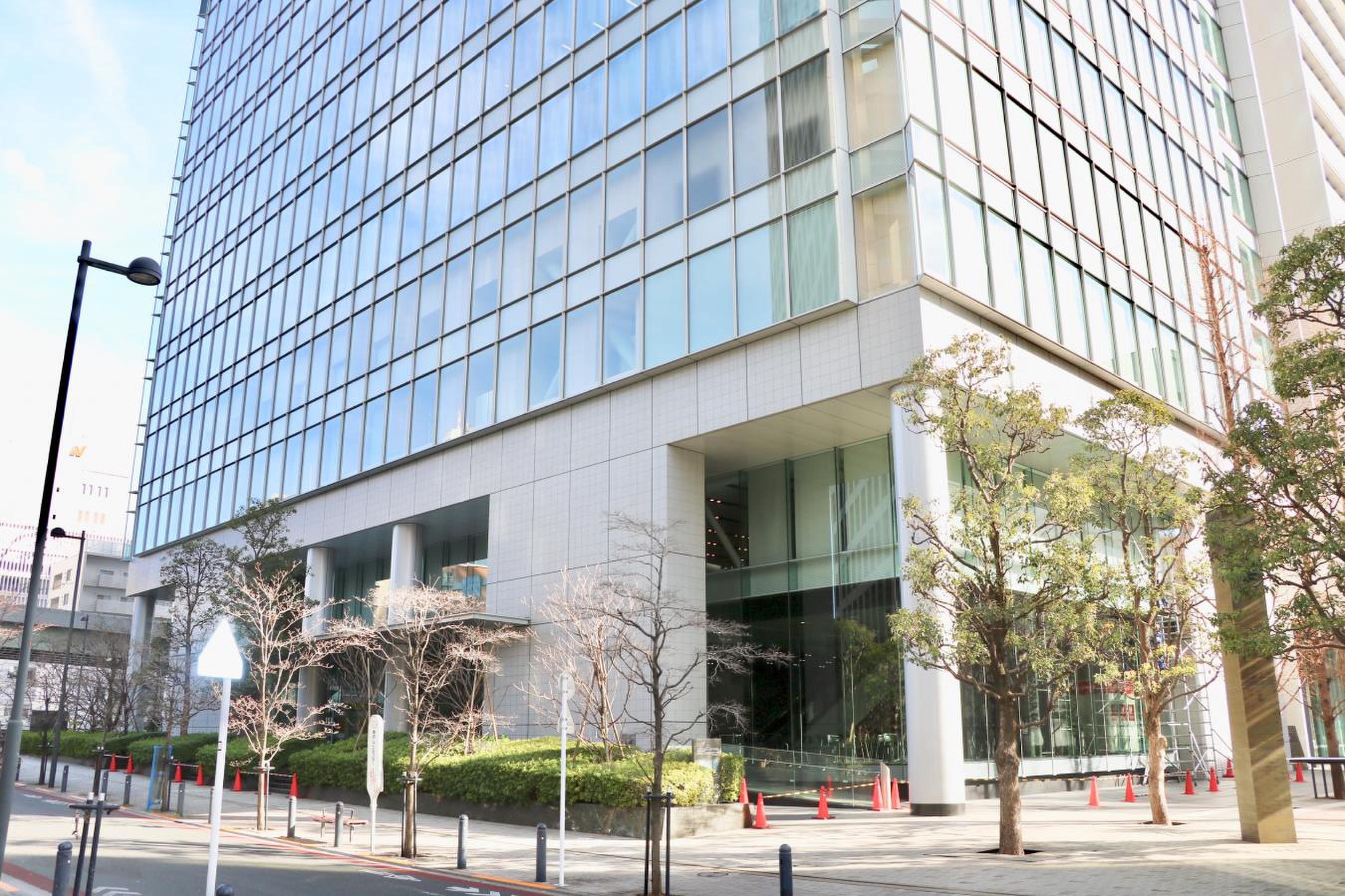 大塚 商会 本社 ビル