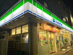 ファミリーマート　指扇駅前店