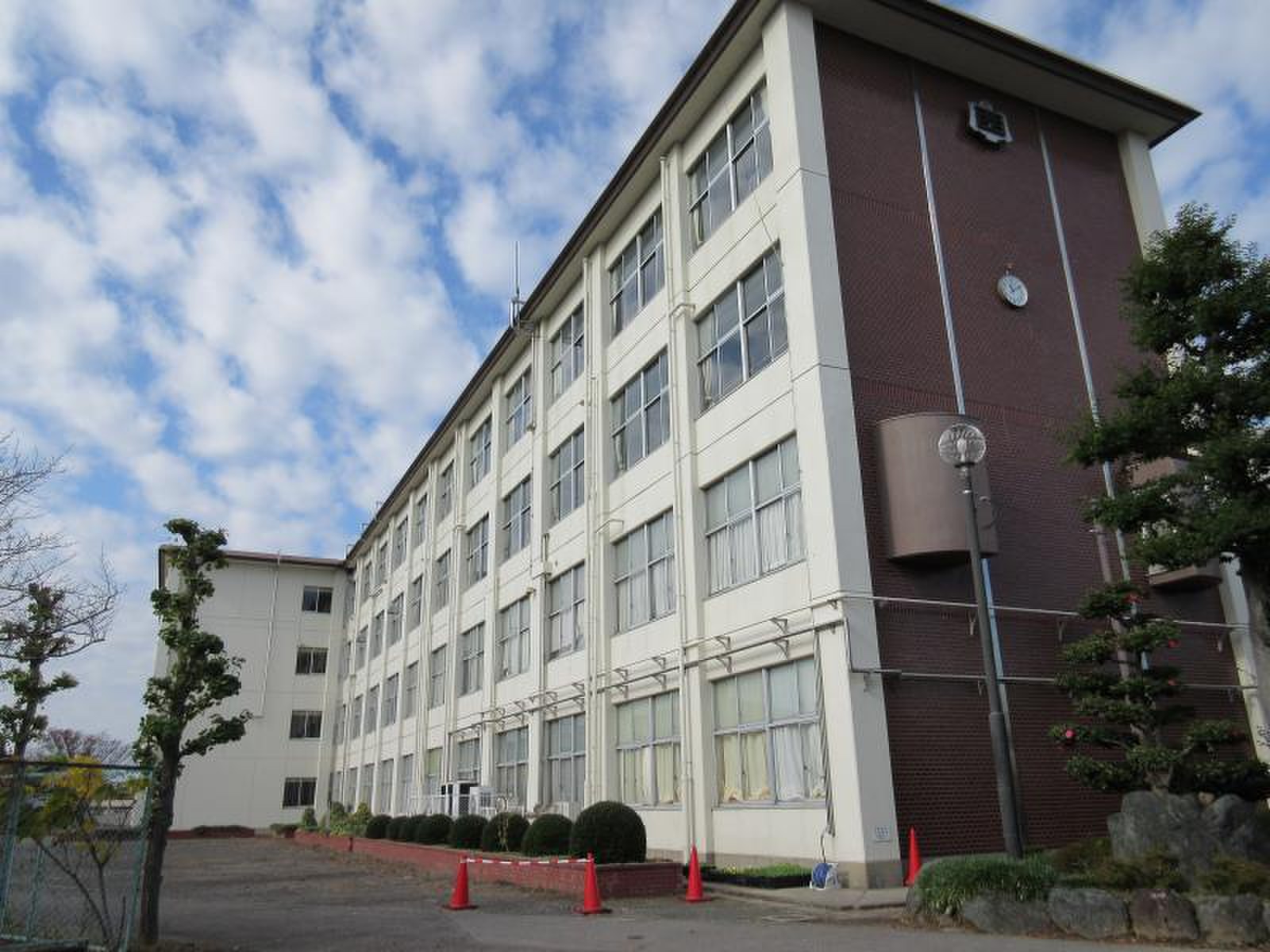 公の場での発言・インタビュー報道記録
