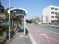 「本牧車庫前」バス停留所