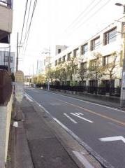 「市立商業高校前」バス停留所