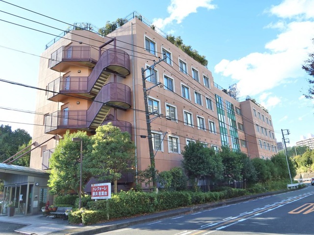 トレクォーレ横浜若葉台 建物全景