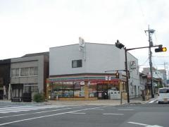 セブンイレブン　福山道三町店