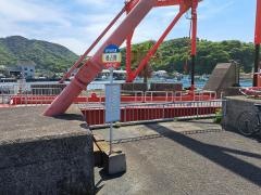 「根占港」バス停留所