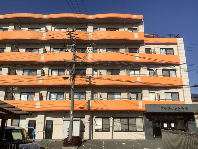 有料老人ホームアイポケット亀山 建物全景