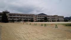 万石浦小学校