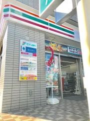 セブンイレブン　川崎鷺沼駅前店