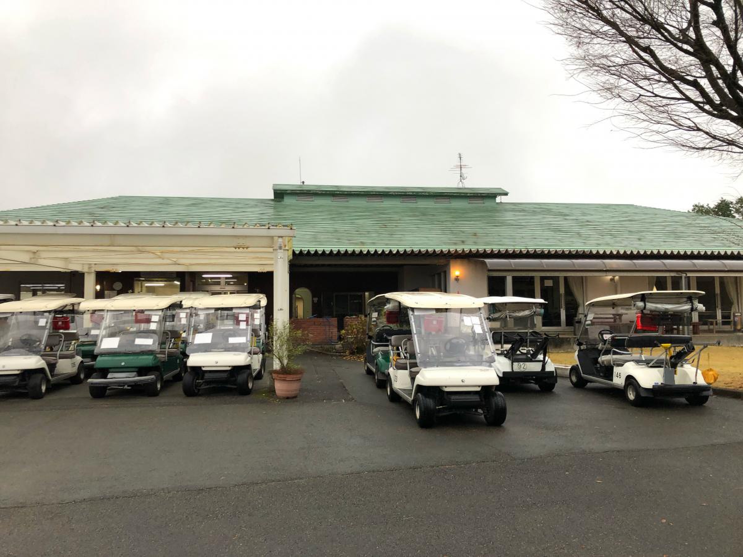 グランド チャンピオン ゴルフ クラブ